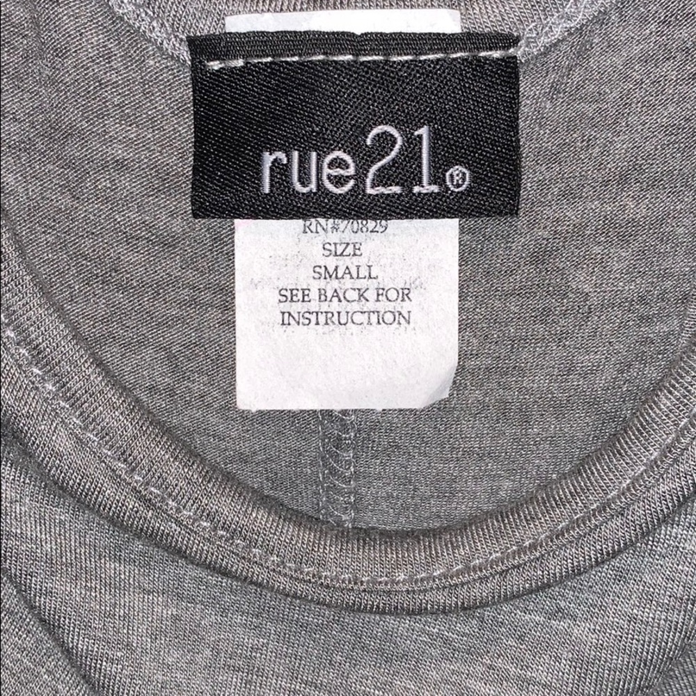 Simple Grey Dress 👗 - Picture 3 of 3